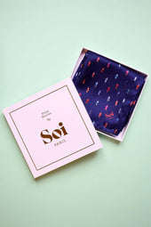 Foulard en Soie Reine Elisabeth Bleu - Soi Paris