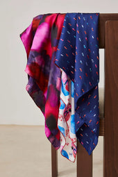 Foulard en Soie Reine Elisabeth Bleu - Soi Paris